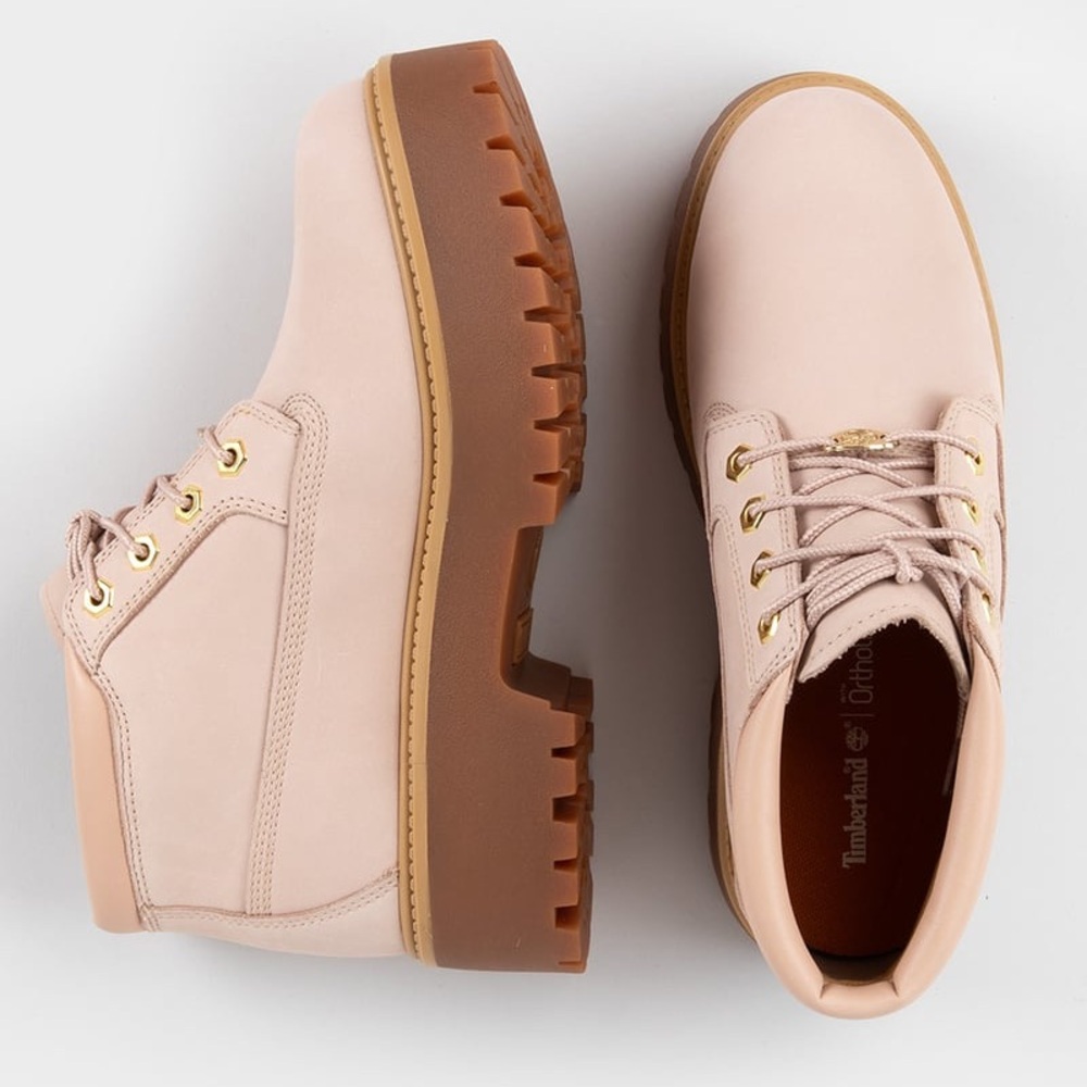 NWT Timberland Stone Street Platform Chukka Womens Boots